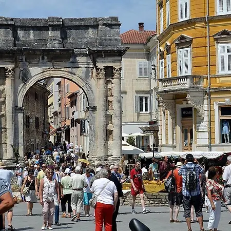 Ingrid Appartement *